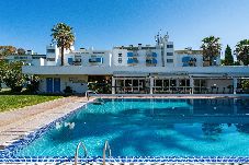 Residence in Quarteira - Lago Azul 2