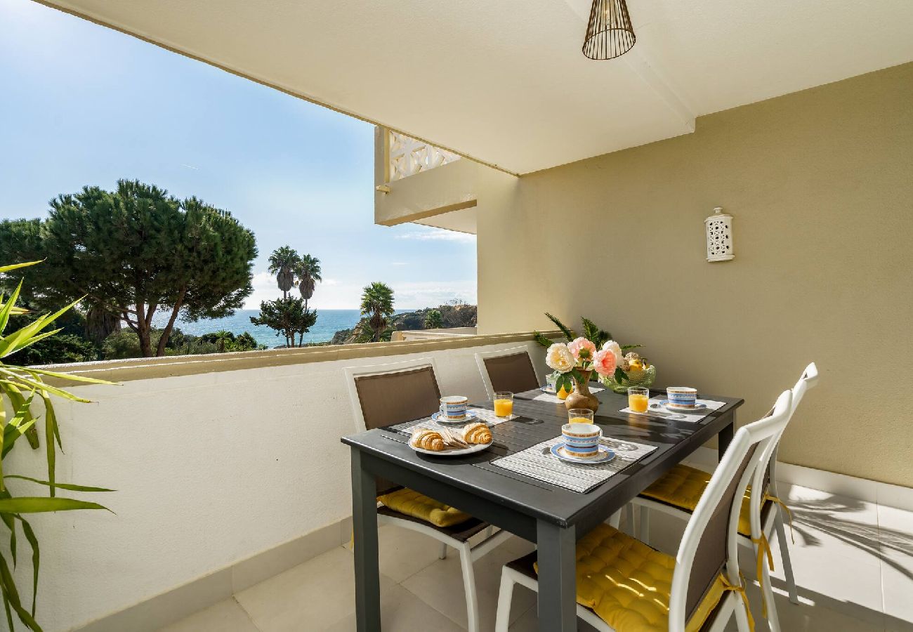 Apartment in Albufeira - Aveiros beach